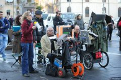 filming Un minione di giorni